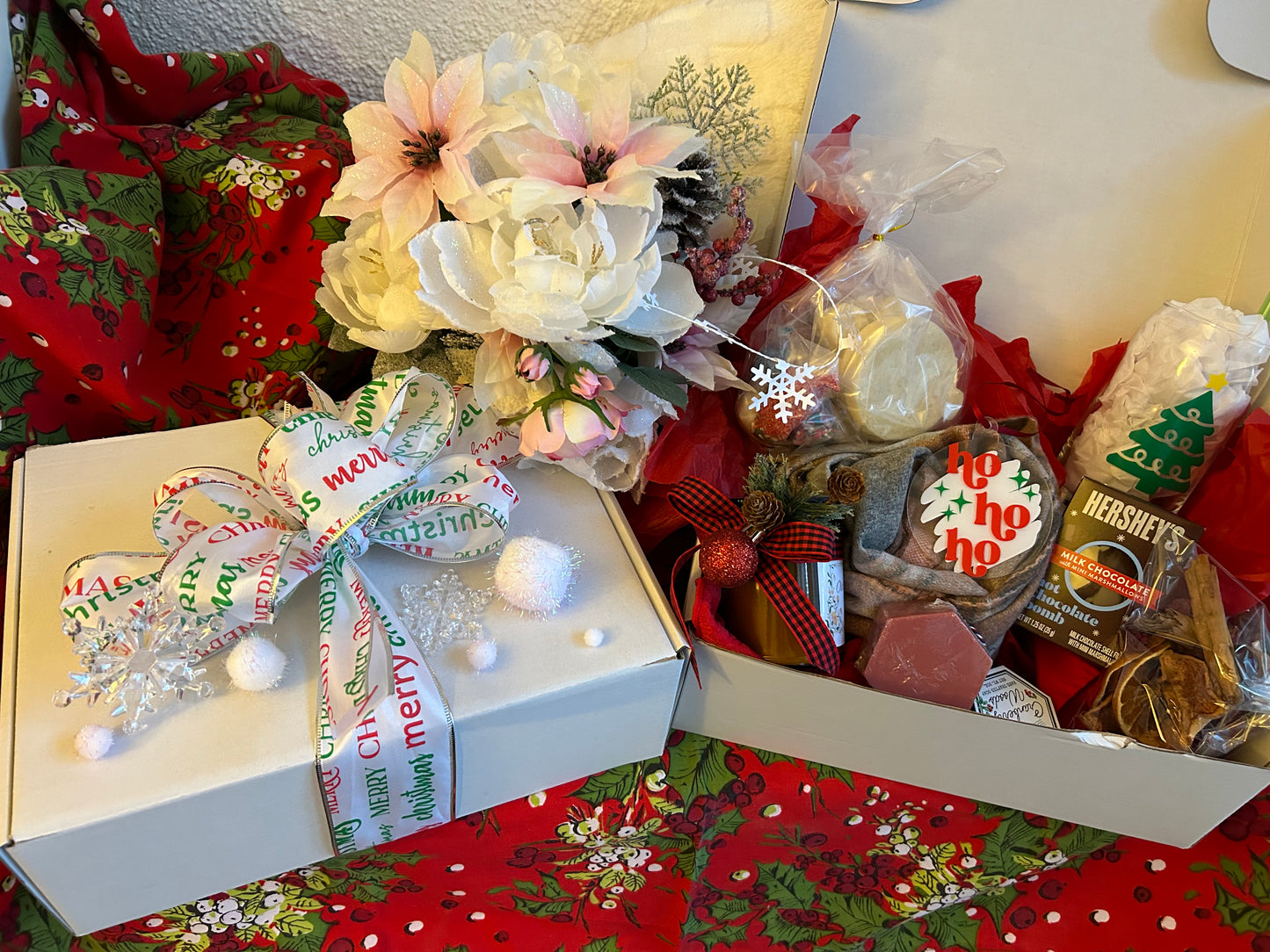 Old Litchfield Gift Shop Signature Christmas Box